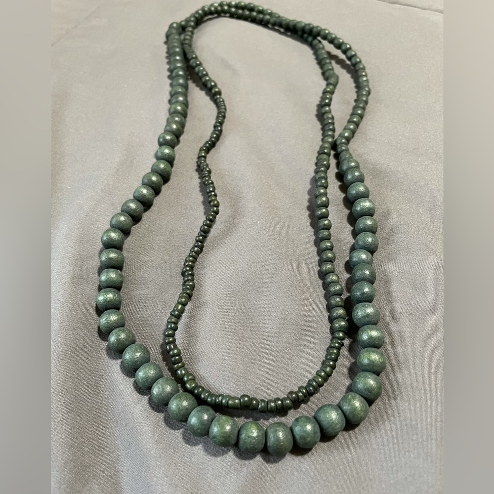 Green wooden necklace